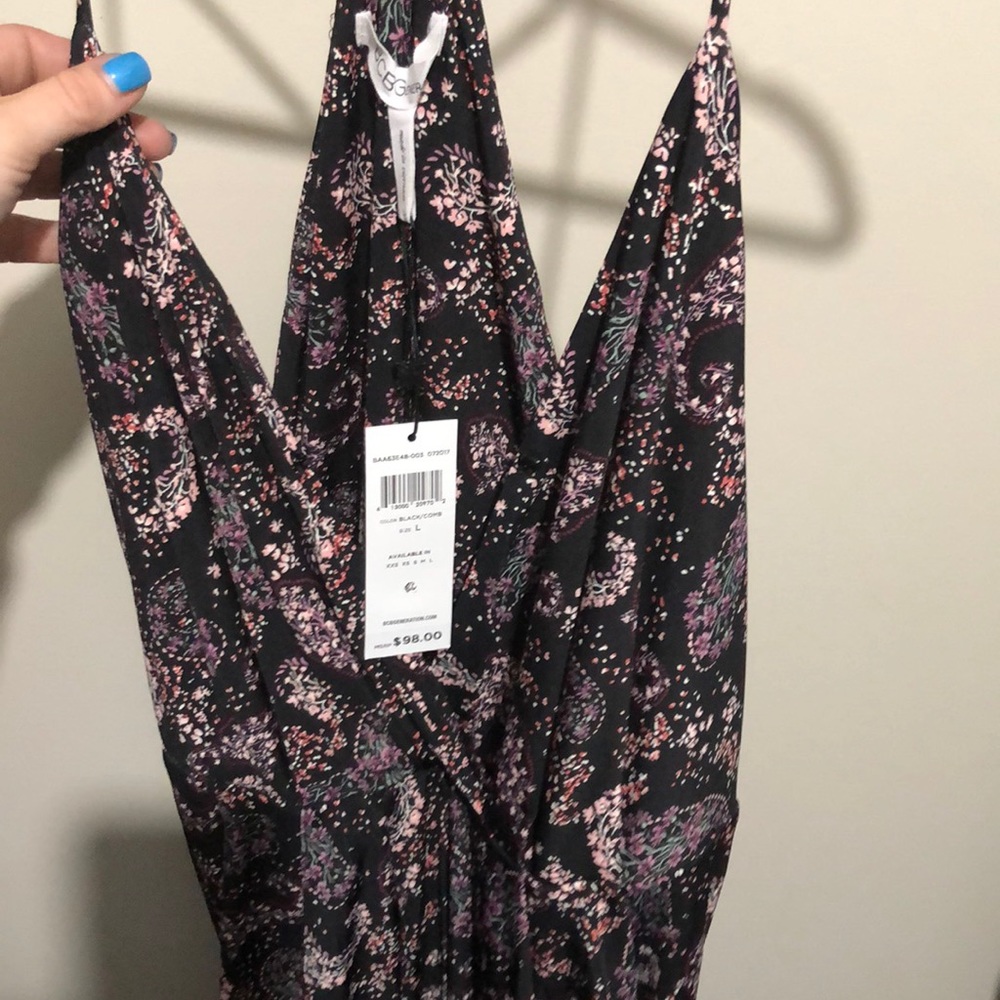 POCKETS!! BCBGeneration black floral dress. - Picture 2 of 4